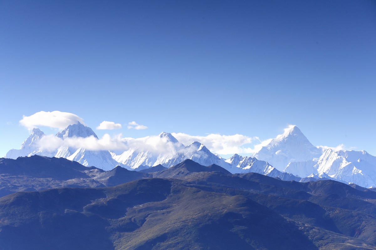 贡嘎雪山